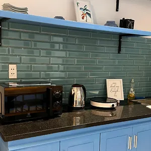 Uri House, 1- 2 Bedroom Tourism Apt, 5' Walk Dragon Bridge Apartment